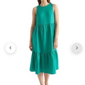Japra Sleeveless Green midi Dress with Side Cutouts and an Open Back